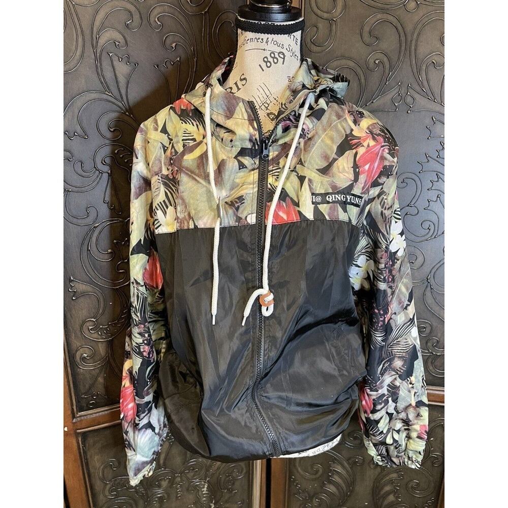 Quing Yuan Shui Floral Print Light Weight Full Zip‎ Wind Breaker Jacket Women Xl